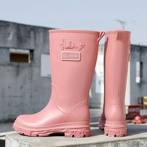 Women's rain boots